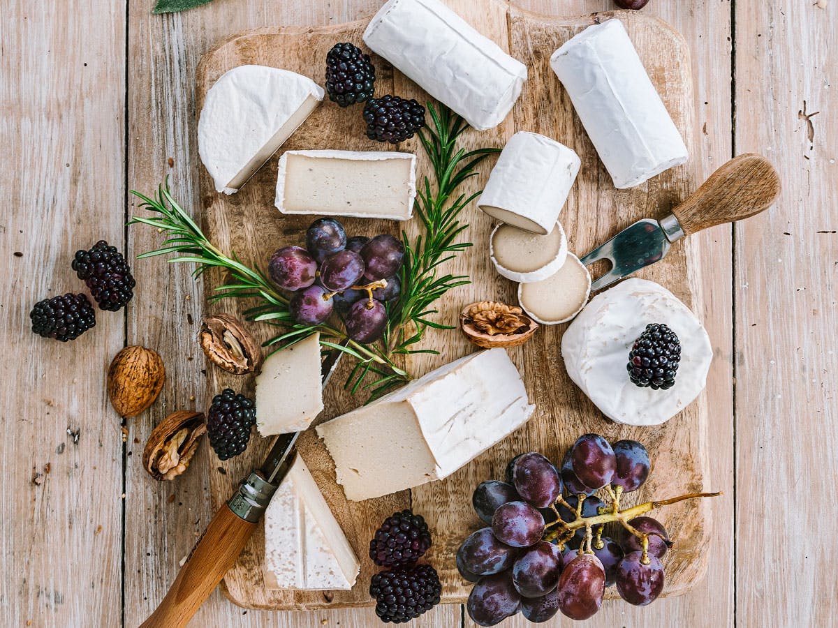 
                "Faux-mages vegan" : ces fromages qui n'en sont pas ! 
                            