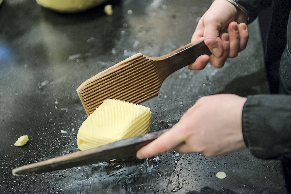 Découvrez quel est le meilleur pour cuisiner : Beurre ou 
                Les secrets de cuisson : beurre ou huile d'olive ?